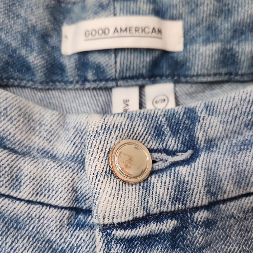 Good American Light Blue Straight Leg Jeans - Picture 5 of 6